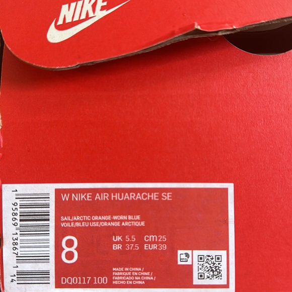 Nike Air Huarache SE. BRAND NEW. - Picture 10 of 10